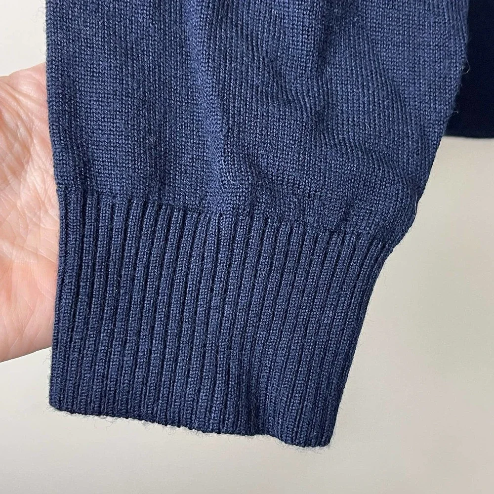 Rodd & Gunn Blue Midnight Priestly V-Neck Fine Merino Wool Sweater NWT Men Small